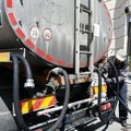 Beograd zbog ekstremnih vrućina postavio cisterne sa pijaćom vodom na deset lokacija