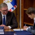 Vučić predao dužnost Ani Brnabić