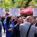 Situacija na severu Kosova i Metohije mirna, građani se ponovo okupljaju