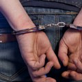 Pokrao skupocena pića i garderobu, plen vredan oko 5.000 evra Policija Starog grada uhvatila lopova