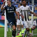 Partizan predstavio nove dresove: Crno-beli ponovo sarađuju sa poznatim italijanskim proizvođačem