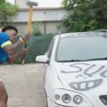 Ovo ima samo u Bosni! Spidu doneli kola i dali mu macolu da ih razlupa, a onda ga čekalo iznenađenje