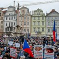 Protesti Čeha naterali Vladu da odustane od postavljanja spornog influensera za ministra
