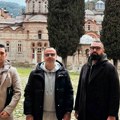 "Trebalo je da krenemo ka Srbiji" Darko Lazić i Saša Kapor se oglasili sa Svete Gore, odložili putovanje: "Nismo isplovili"