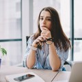 Infostud: U Srbiji 89 odsto mladih želi da otvoreno govori o problemima na poslu