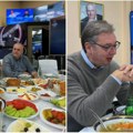 Dočekala ga bogata trpeza „Setio sam se divnih dana iz mladosti...“ Vučić kod Dalibora Markovića u Jagodini: Mnogo mi je žao…