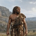 Tragovi otkriveni na kostima neandertalca pokazuju znake nasilja, ali i brižne nege