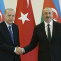 Otvara novi vojni kompleks: Erdogan danas u Azerbejdžanu u jeku krize u Nagorno-Karabahu