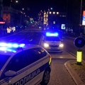 Masovna makljaža u Sremskoj Kamenici, ima više povređenih Na licu mesta veliki broj policajaca, u toku potraga za…