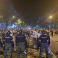 Advokat privedenog demonstranta za CINS: Dodeljena mu nanogvica, a nema ga na snimcima
