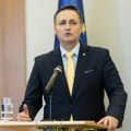 Bećirović: Vučić nastavlja putem mračne propagande Miloševićevog režima koji je doveo do genocida