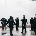 Strašne scene iz Brisela: Sukob policije i demonstranata, upotrebljen vodeni top i suzavac FOTO/VIDEO