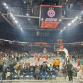 Partizan igra protiv Bajerna, navijači pred utakmicu zvižde Mijailoviću i igračima (video)