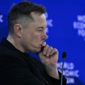 Ilon Mask ima radikalno rešenje za AI krizu: "Država da svima isplaćuje istu svotu novca za život"