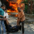Najmanje 18 osoba poginulo u požaru u zgradi u Nju Delhiju, sedam povređeno