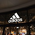 Adidas razočarao investitore, akcije pale 17 %