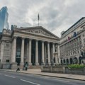Britanska centralna banka ponovo zadržala kamatnu stopu na nivou od 3,75 odsto