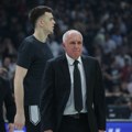FOTO „Željko ne sme ni da pomišlja da ode iz Partizana“: Košarkaška legenda se oglasila nakon dramatičnog poraza