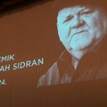 Tata me je naučio da je život samo ono danas: Sarajevo se oprostilo od Abdulaha Sidrana, a ovo su poslednje reči njegove…