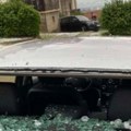 Grad lupao šoferke, kola demolirana U dvorištima u Gornjem MIlanovcu ostao haos (foto)