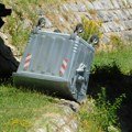 Kontejner bačen u korito Štire: Huligani ne miruju (foto)