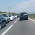 Srbi koji idu na more zaglavljeni u stravičnim gužvama Nema kraja kolonama (foto)