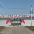 Policija večeras snima navijače na „Čika Dači” na utakmici „Radničkog” sa Faranima u kvalifikacijama za Ligu konferencija…