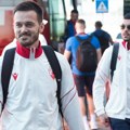 Zvezda otputovala na Kipar: Evo na koga računa Vladan Milojević! Orlovi odleteli za rigu: Počinje borba za zlato na…