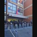 Policija ispred i unutar zgrade Filozofskog fakulteta u NS: Studenti izneli zahteve
