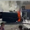 Policijski čas uveden nakon nasilnih protesta Najmanje četvoro ubijeno u sukobima policije i demonstranata u Indiji (video)