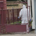 (VIDEO) Tri beživotna tela pronađena u kući u Čačku