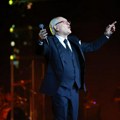 Željko Samardžić održao dva od tri zakazana koncerta u Sava Centru i tradicionalno ušao u oduševljenu publiku!