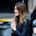 Karla Bruni ohrabruje žene na redovne preglede nakon lične borbe sa rakom
