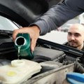 Mešanje motornog ulja može da prođe, ali jedna greška vodi u ozbiljan kvar
