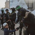 Palestinski zvaničnici: U izraelskom napadu na izbeglički kamp u Gazi poginula tročlana porodica