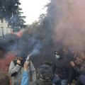 Molotovljevi kokteli na protestu u Tirani