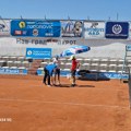 Na teniskim terenima u Pirotu danas se završavaju mečevi osmine finala i počinje takmičenje dublova