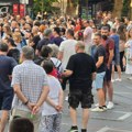 Protesti širom Srbije: Blokirana raskrsnica ispred Pravnog fakulteta, okupljanja i u Užicu, Kragujevcu…