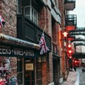 Britanska ekonomija porasla 0,3% u drugom tromjesečju, iznad očekivanja