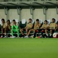 Bez reči napustili stadion: Igrači Zvezde nisu želeli da pričaju posle poraza...