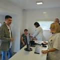 LEKOVI STIŽU DO NIŠKIH SELA: Mobilna apoteka počela obilazak, meštani zadovoljni