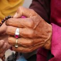 Vernici u crkvama Indiji moraju da potpišu saglasnost da se mole svojom slobodnom voljom