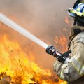 Požar u fabrici u Beogradu: Ima povređenih