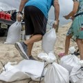 Dok Florida iščekuje uragan Milton stručnjaci navode razloge zbog kojih možda neće moći svi da se evakuišu