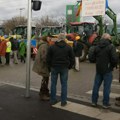 (Video) Francuski farmeri blokiraju puteve: Traktorima krenuli ka Parizu u znak protesta protiv sporazuma sa Merkosurom