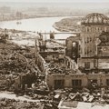 Nuklearna Bomba u trenu je ubila 80.000 ljudi, grad je sravljen sa zemljom Dan koji se ne zaboravlja, danas su Japanci uradili…
