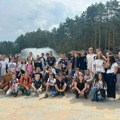 Deca sa severa Kosova uživala u Užicu i na Zlatiboru: Mališani bili deo svečanog defilea na festivalu Licidersko srce