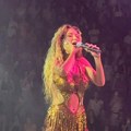 Spektakl u Kragujevcu Tea Tairović na motoru stigla na koncert, pa pred više od 6.000 ljudi premijerno izvela novu pesmu…
