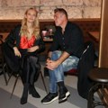 Savo Milošević kod sofre na događaju sa devojkom! Ne odvajaju se jedno od drugog, evo ko je fatalna plavuša (foto)