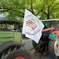 ФОТО: Други дан протеста пољопривредника, после подне стижу средњошколци